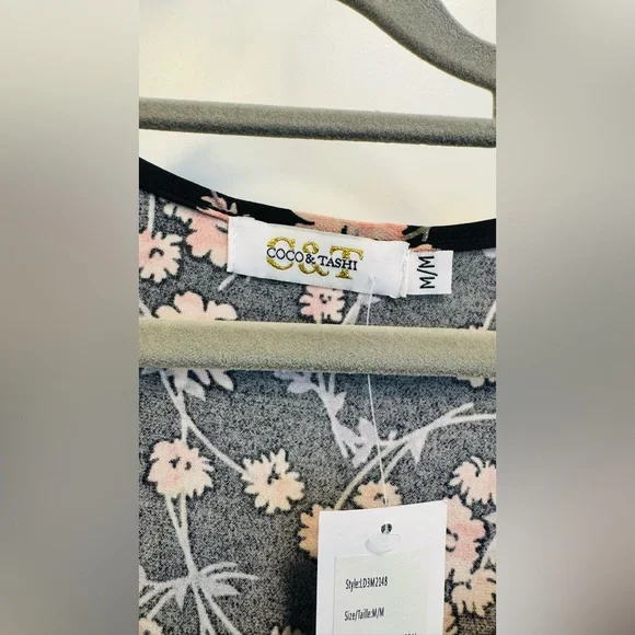 Flowered Dress - Picture 4 of 4